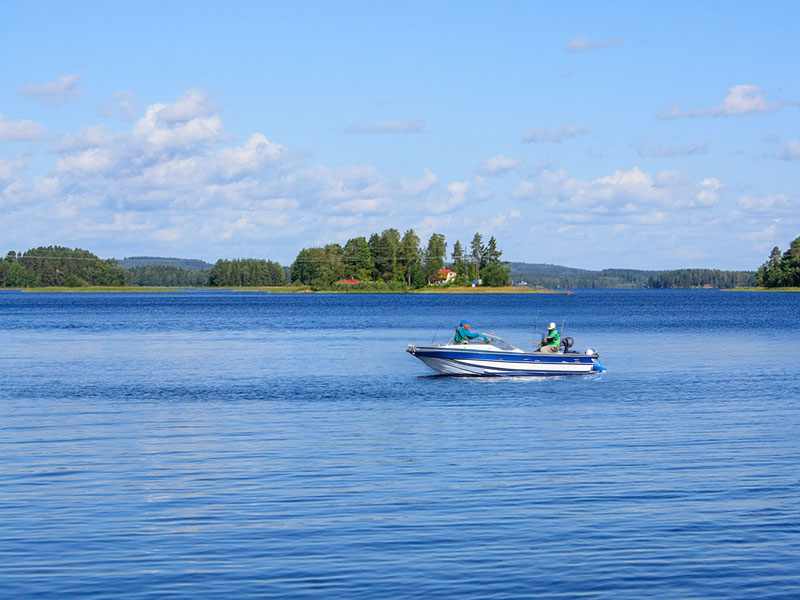 kalastaja Kallavedellä